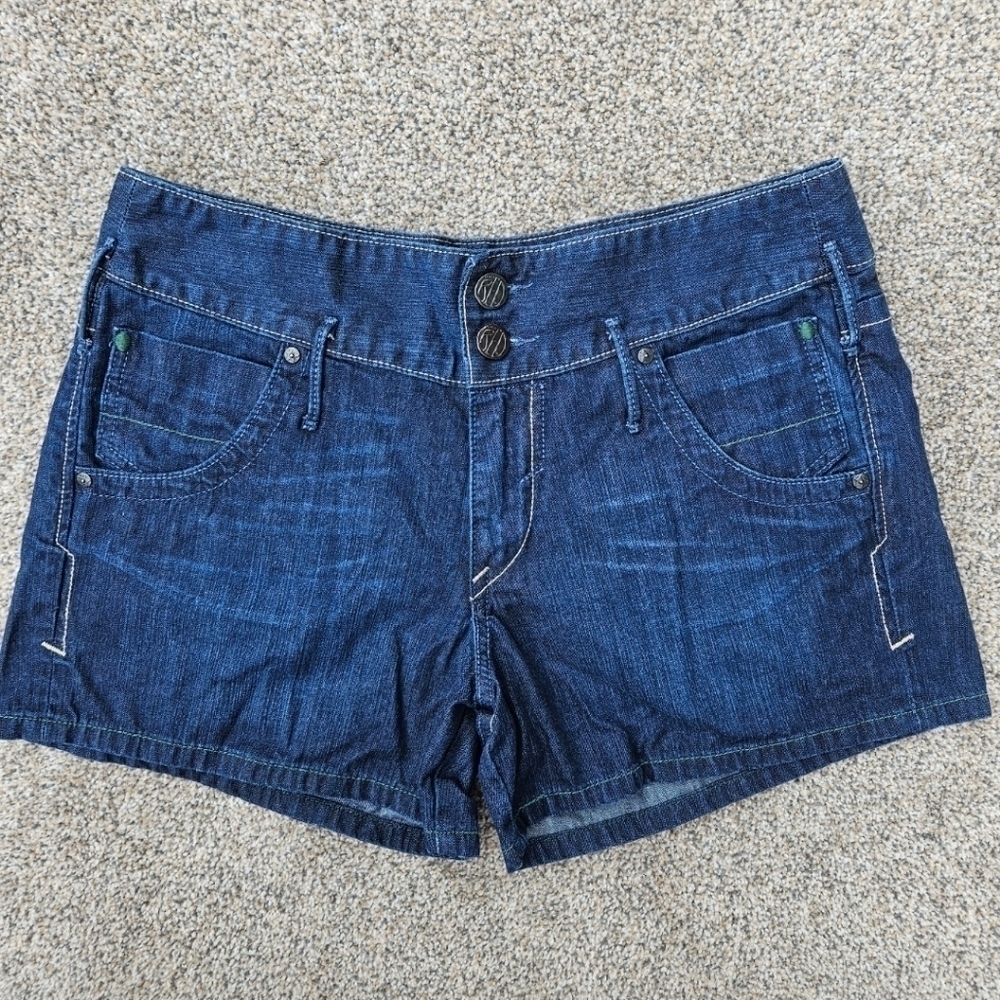 Green Tab Levi’s "RED" Denim Shorts  Vintage High Rise RARE Limited Women's 31